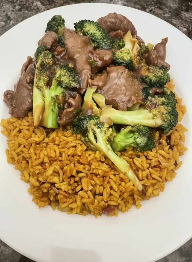 C11 Beef w Broccoli.